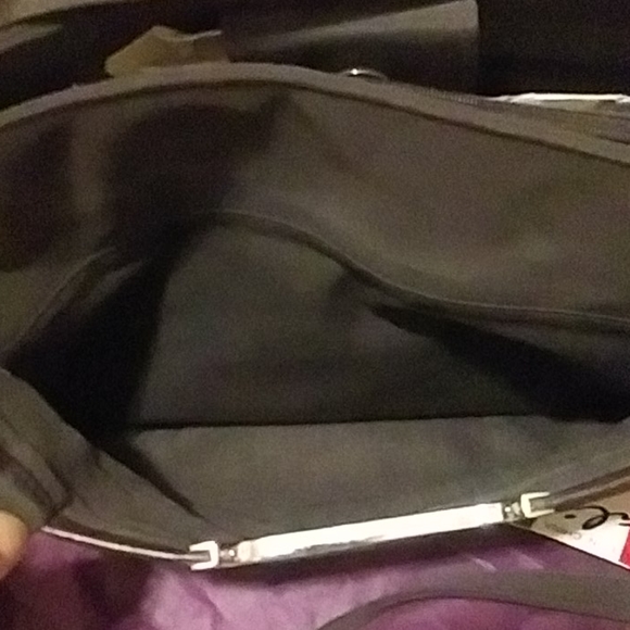 Jaclyn smith genuine leather with man made trim - Picture 5 of 13